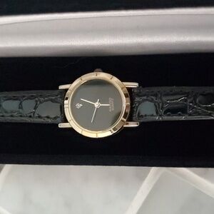 Designer Classic Diamond Quartz Women's Watch